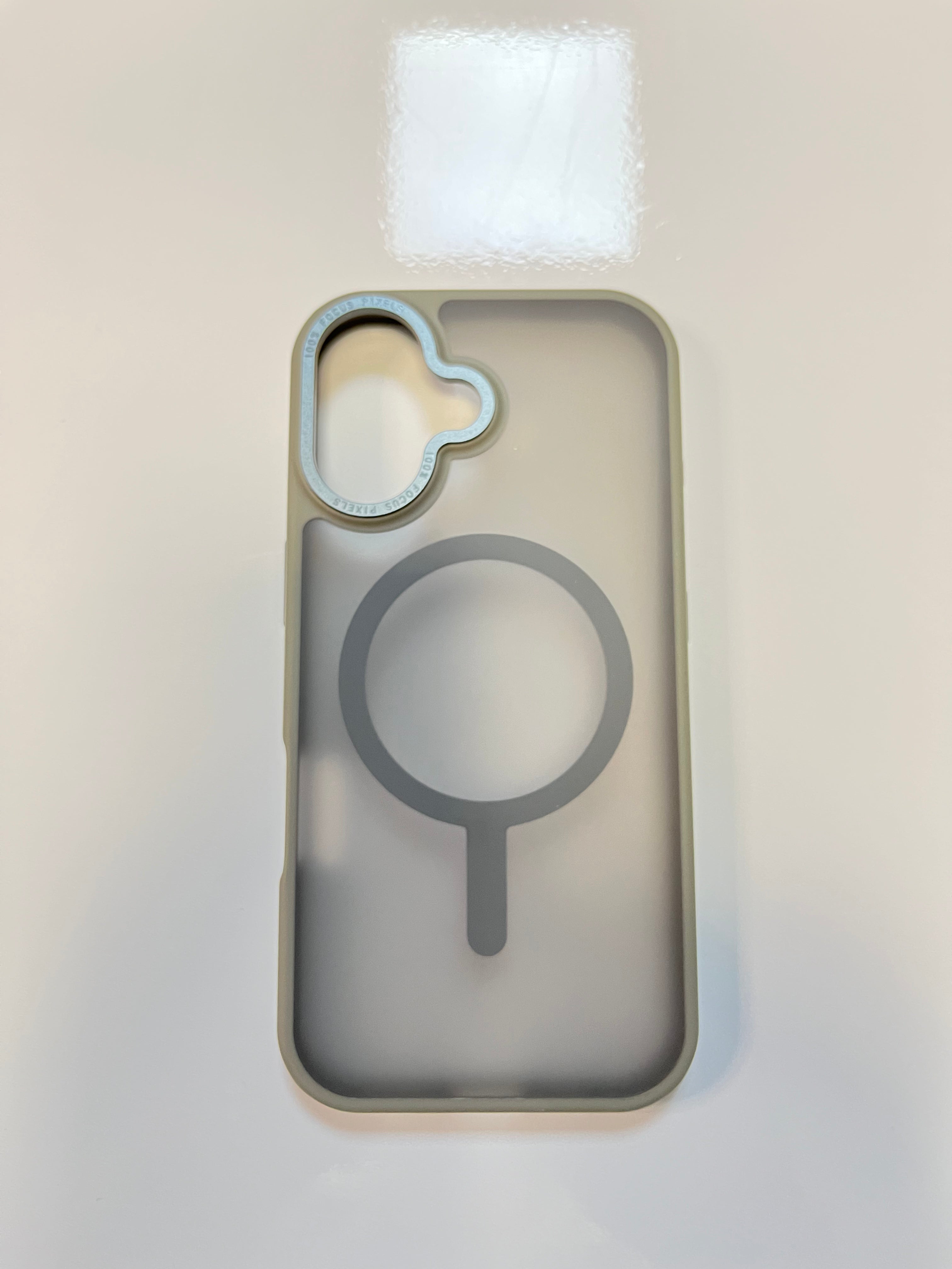 iPhone 17 FocusGuard Magsafe case LICHT GRIJS