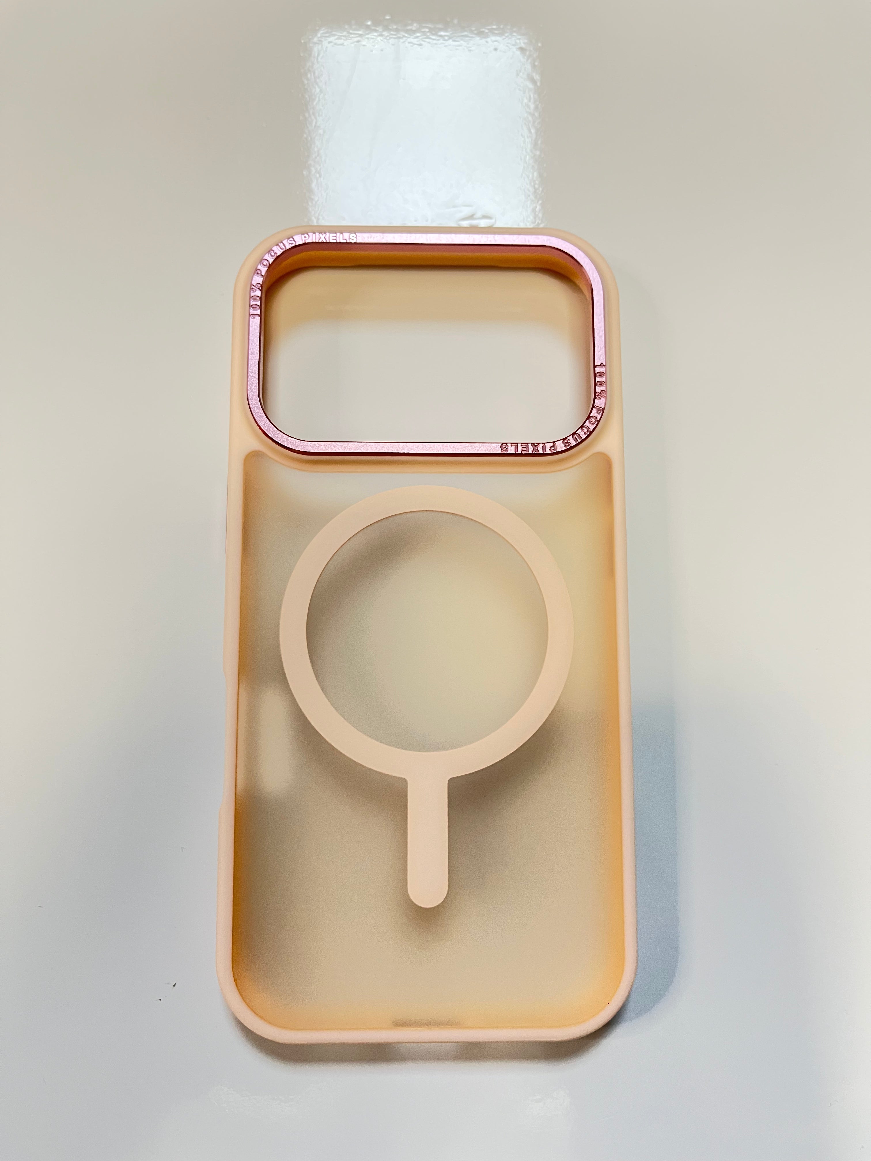 Phone 17 Pro FocusGuard Magsafe case LICHT ROZE