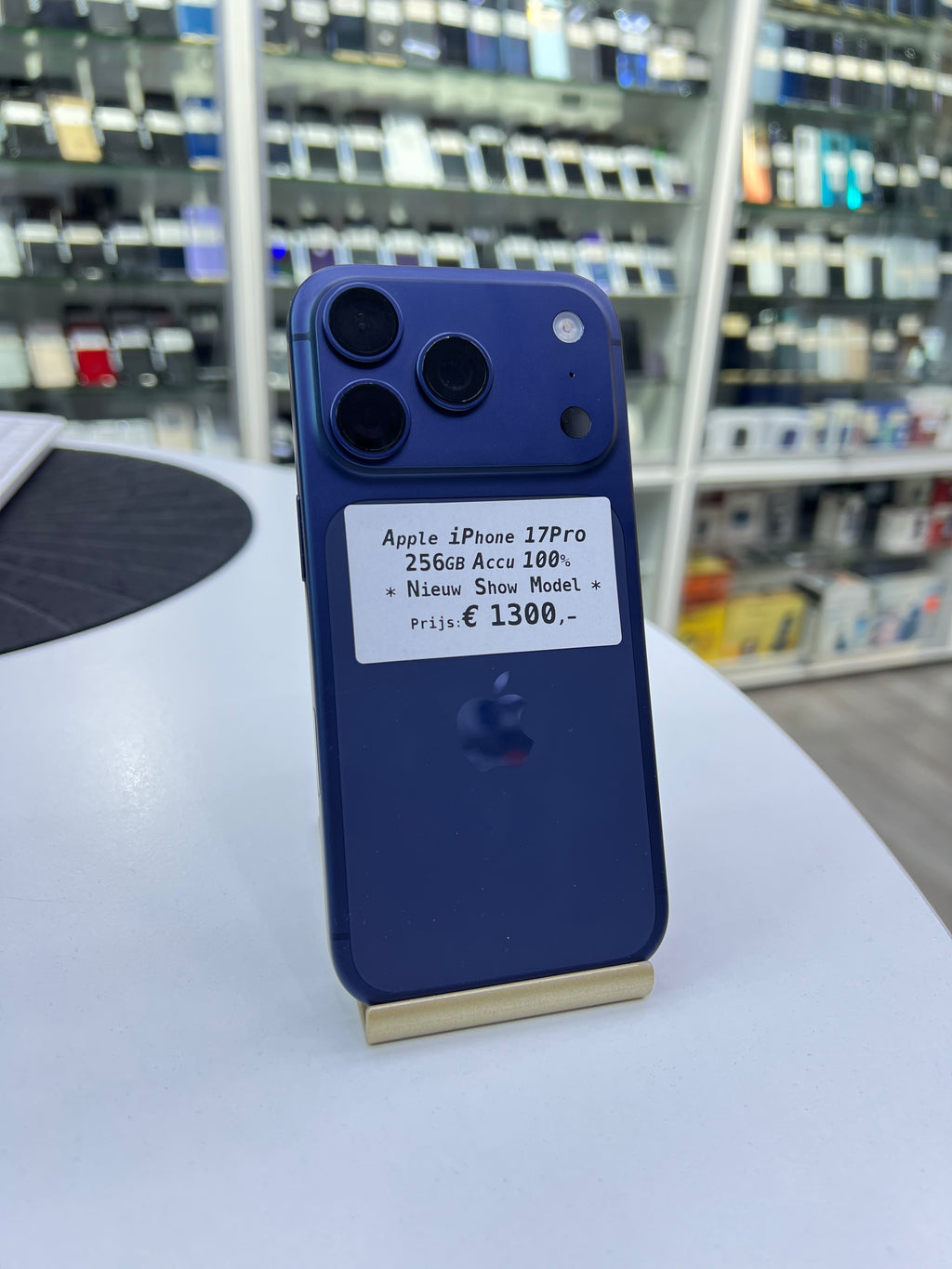 Apple iPhone 17 pro - 256GB - Show model