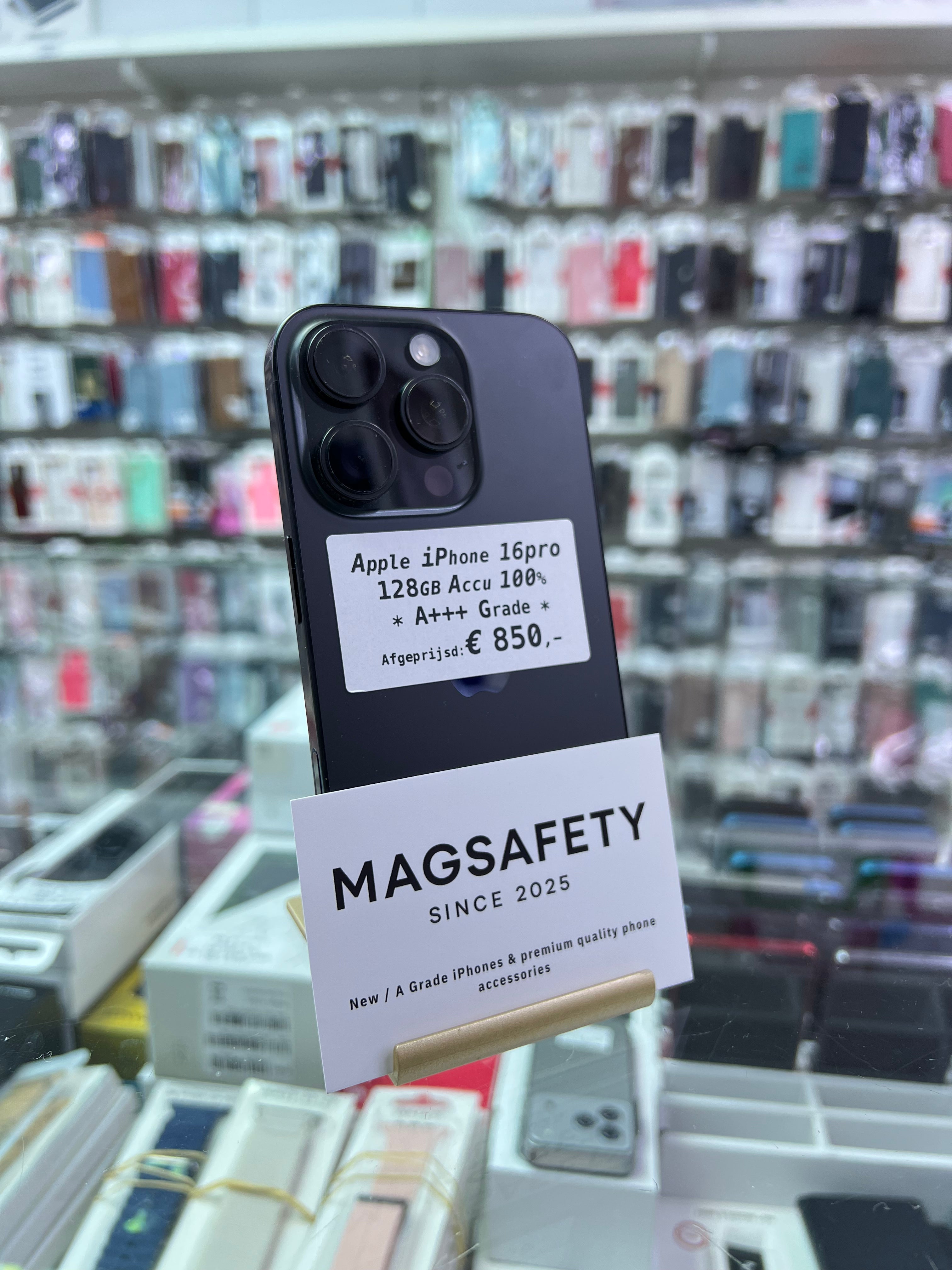 iPhone 16 Pro – A Grade – 128 GB – Battery 100%